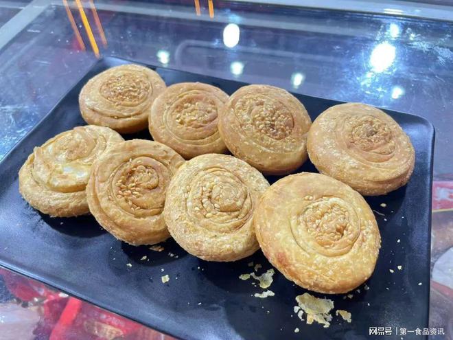 现：单品王、万物皆可预制、小众食材登场…麻将胡了试玩模拟器良之隆七大餐饮趋势显(图22)