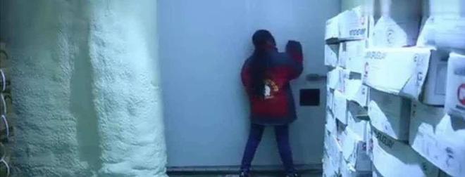 库最新后续：知情人士爆料！男子身份不简单！PG电子麻将胡了2试玩男子故意把同事关冷(图6)