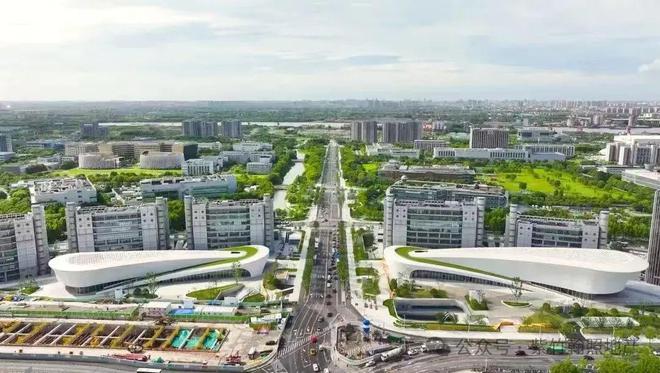 售楼处发布：臻品豪宅 耀世登场！PG麻将胡了【最新】兰香湖贰号(图3)