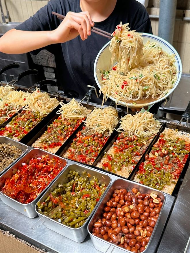 :魔幻城市+市井烟火+美食地图PG麻将胡了重庆六日游精华版(图4) :魔幻城市+市井烟火+美食地图PG麻将胡了重庆六日游精华版(图4)